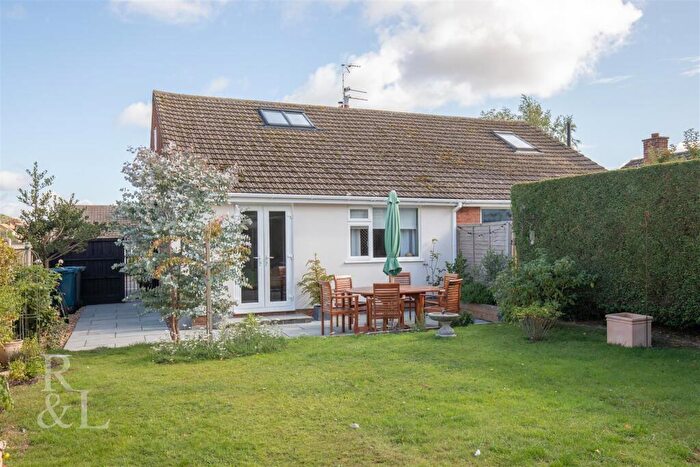 2 Bedroom Bungalow For Sale In Beech Avenue, Keyworth, Nottingham, NG12