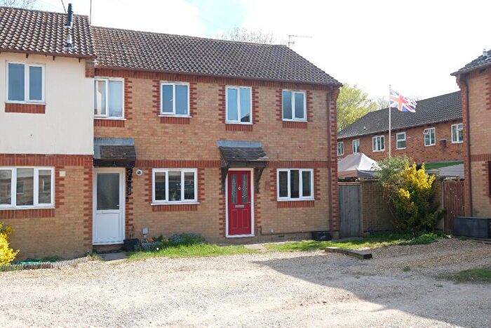 2 Bedroom End Of Terrace House To Rent In Tides Way, Marchwood, Southampton, SO40