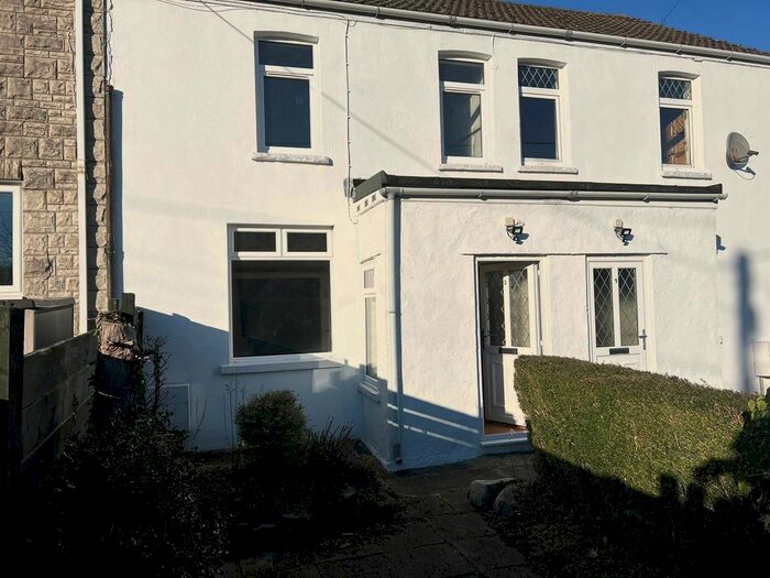 3 Bedroom Property To Rent In Court Terrace, Cefn Cribwr, Bridgend, CF32