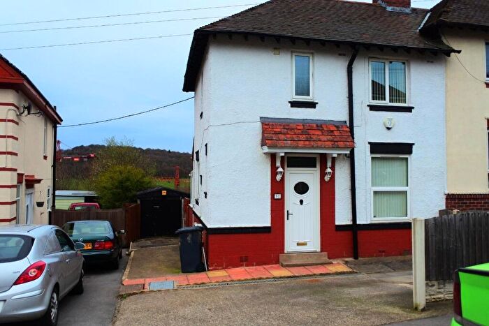 2 Bedroom Semi-Detached House To Rent In Woolley Wood Road, Sheffield, S5