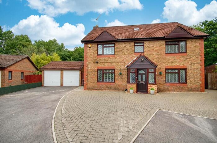 6 Bedroom Detached House For Sale In Oak Vale, West End, Hampshire, SO30