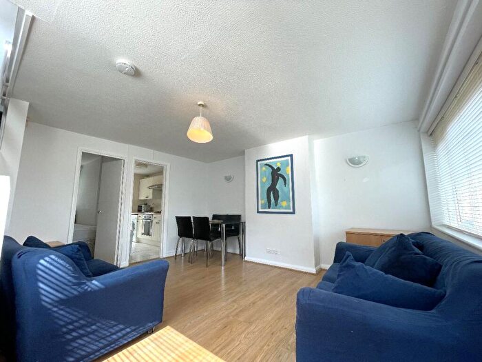 1 Bedroom Semi Detached House To Rent In Verwood Close, Canterbury, CT2