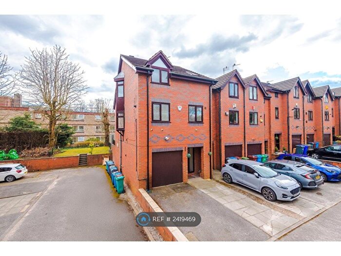 3 Bedroom End Of Terrace House To Rent In Grosvenor House Mews, Crumpsall, Manchester, M8