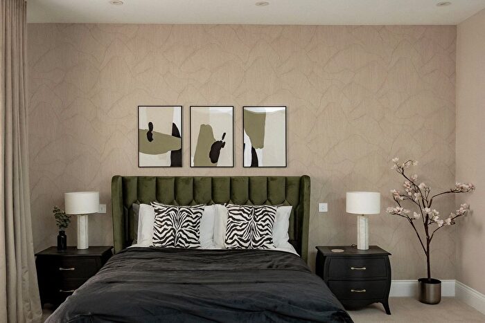 4 Bedroom Flat To Rent In Southwell Gardens, South Kensington, SW7