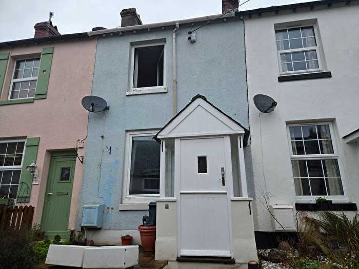 2 Bedroom Cottage To Rent In Golden Terrace, Dawlish, EX7