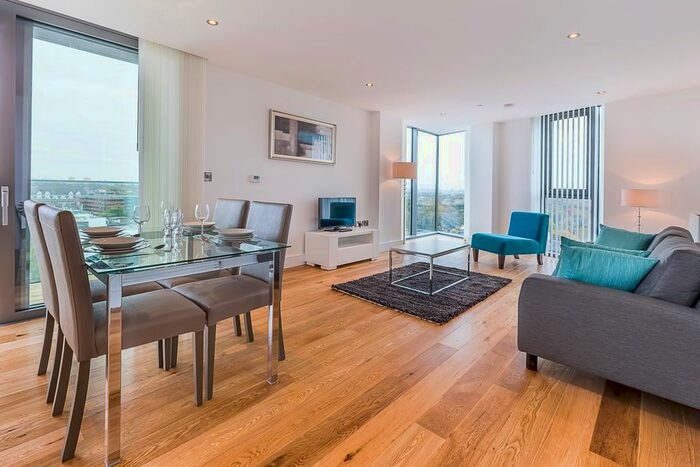 2 Bedroom Flat To Rent In Arc Tower, Uxbridge Road, Ealing, London, W5