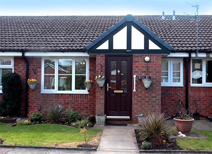 2 Bedroom Bungalow For Sale In Swan Walk, Liverpool, L31