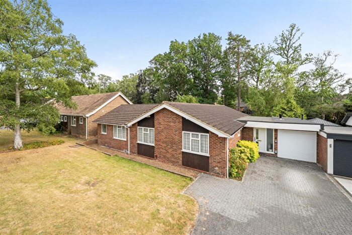 3 Bedroom Detached Bungalow For Sale In Parkway, Crowthorne, Berkshire, RG45