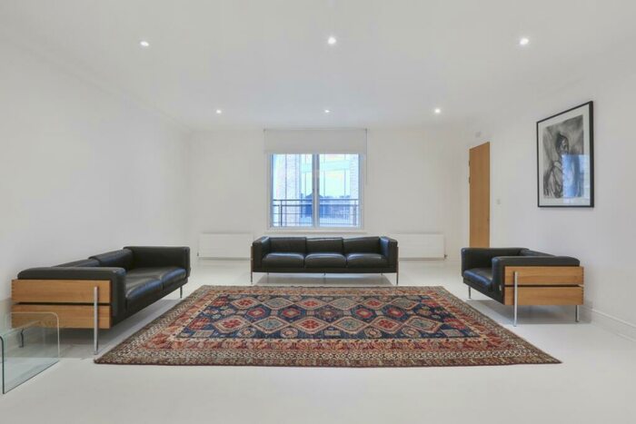1 Bedroom Apartment To Rent In Sanderling Lodge, Star Place, London, E1W