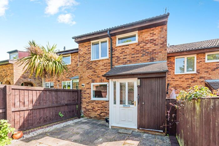2 Bedroom Terraced House For Sale In The Weavers, Swindon, SN3