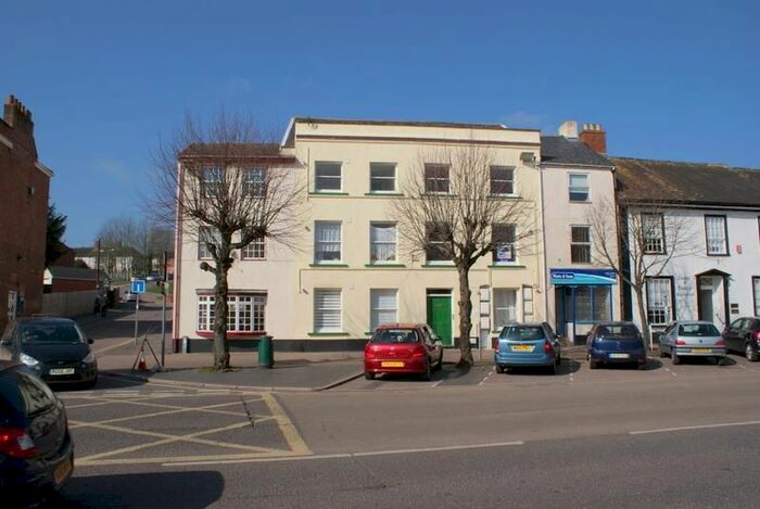 1 Bedroom Flat To Rent In St Georges House, High Street, Cullompton, Devon, EX15