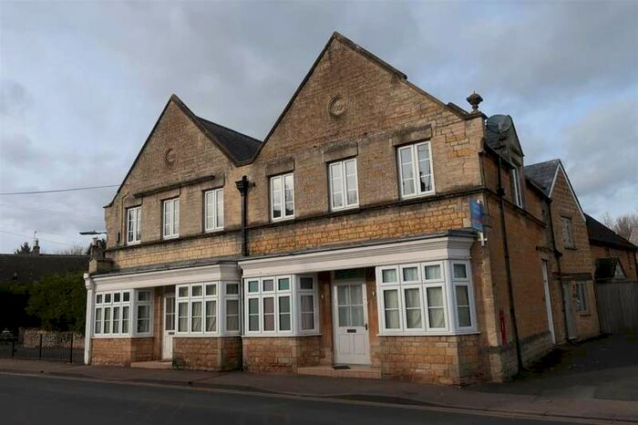 1 Bedroom Property To Rent In Lansdowne, Bourton-on-the-water, Cheltenham, GL54