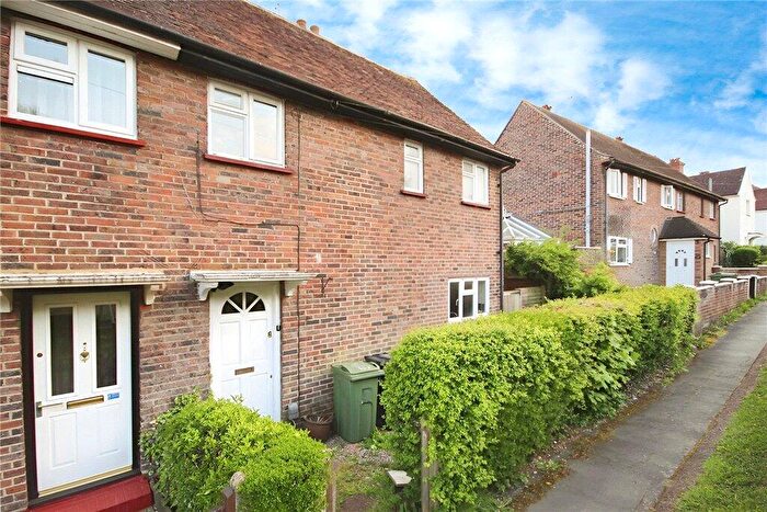 4 Bedroom Terraced House To Rent In Southway, Guildford, GU2