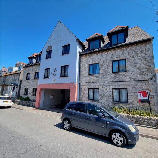 2 Bedroom Flat To Rent In Mariners Court, Portland, DT5