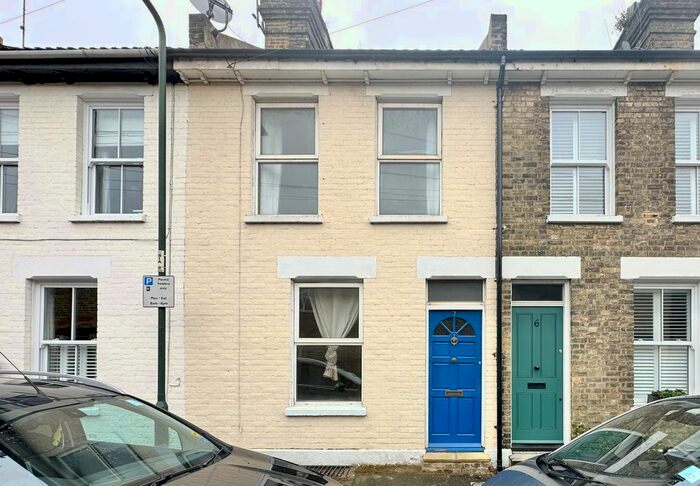 3 Bedroom Terraced House To Rent In Bartholomews Terrace, Rochester, Kent., ME1