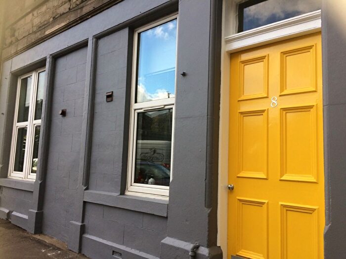2 Bedroom Flat To Rent In Southfield Place, Portobello, Edinburgh, EH15