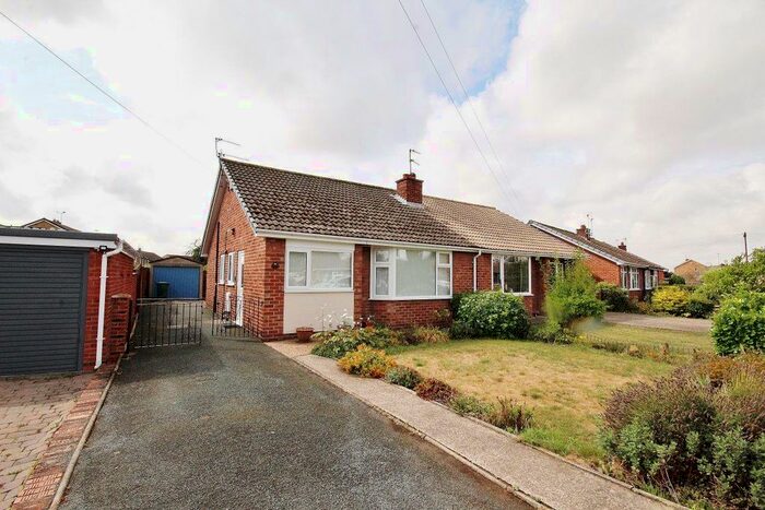 2 Bedroom Bungalow To Rent In Courtneys, Selby, YO8