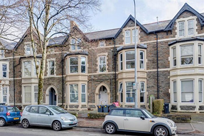 11 Bedroom Block Of Apartments For Sale In Richmond Road, Cardiff, CF24