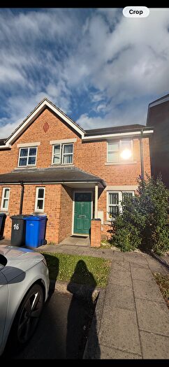 2 Bedroom Town House To Rent In Diamond Close, Nottingham, NG10
