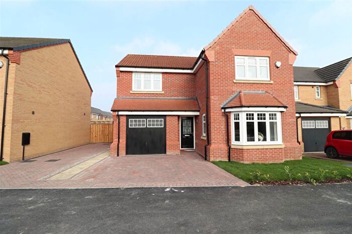 4 Bedroom Property For Sale In Yapham Road, Pocklington, York, YO42