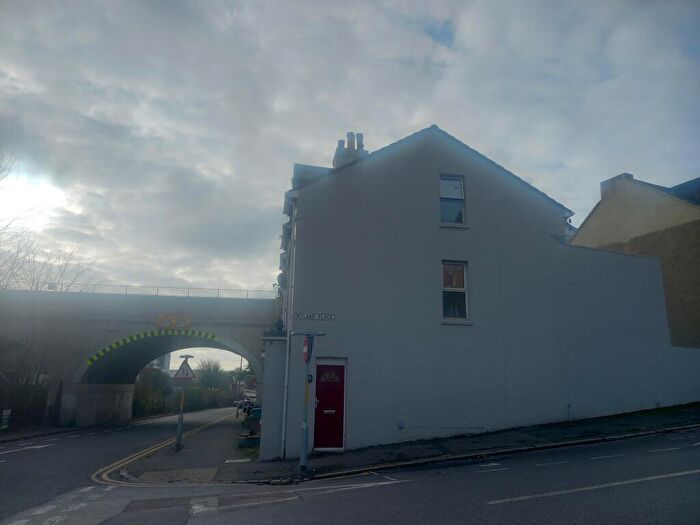 4 Bedroom House To Rent In Ryland Place, Folkestone, CT20