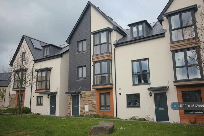4 Bedroom Terraced House To Rent In Piper Street, Plymouth, PL6