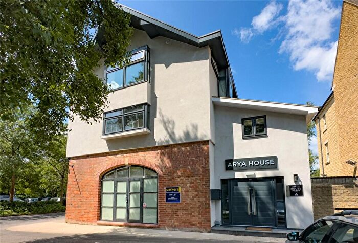 2 Bedroom Apartment To Rent In Mill Walk, Witney, Oxfordshire, OX28