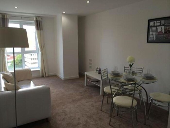 1 Bedroom Apartment To Rent In Hive, Masshouse Plaza, Birmingham, B5