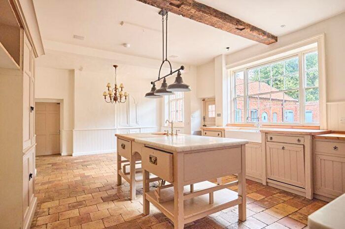 11 Bedroom Character Property To Rent In Waterden - Near Holkham, NR22