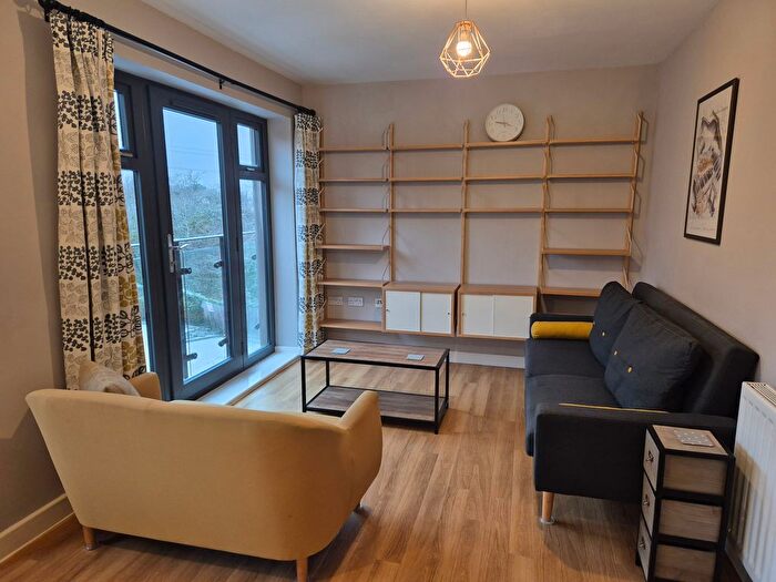 2 Bedroom Flat To Rent In Nursery Close, Oxford, OX2