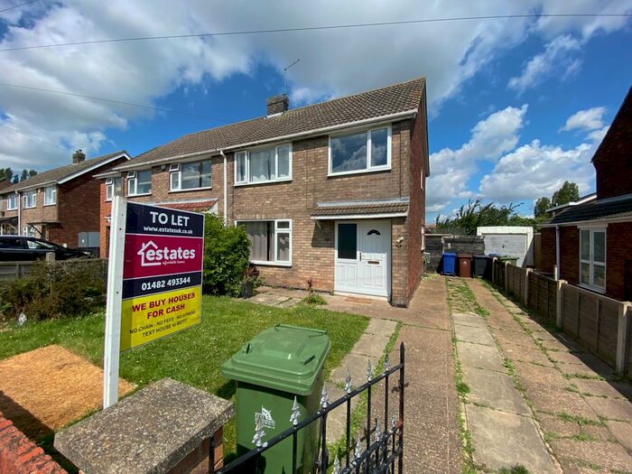 3 Bedroom Semi-Detached House To Rent In Brewster Avenue, Immingham, DN40