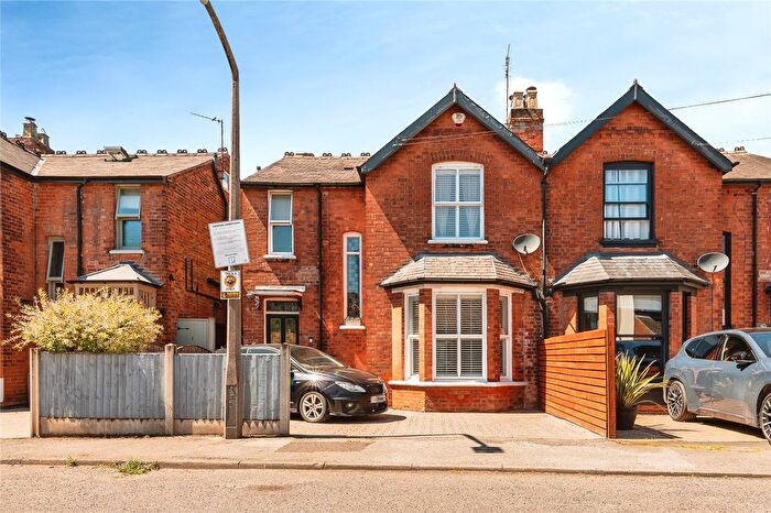 3 Bedroom Semi-Detached House For Sale In Elm Drive, Carlton, Nottingham, Nottinghamshire, NG4