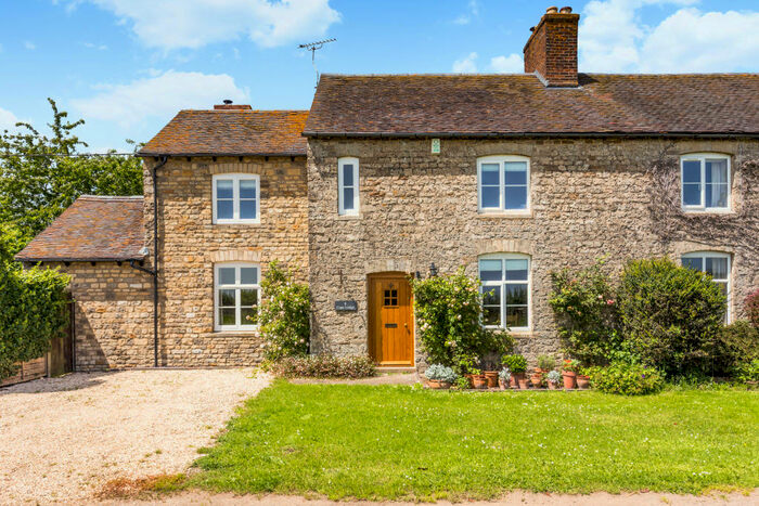 3 Bedroom End Of Terrace House To Rent In Eaton, Oxfordshire, OX13