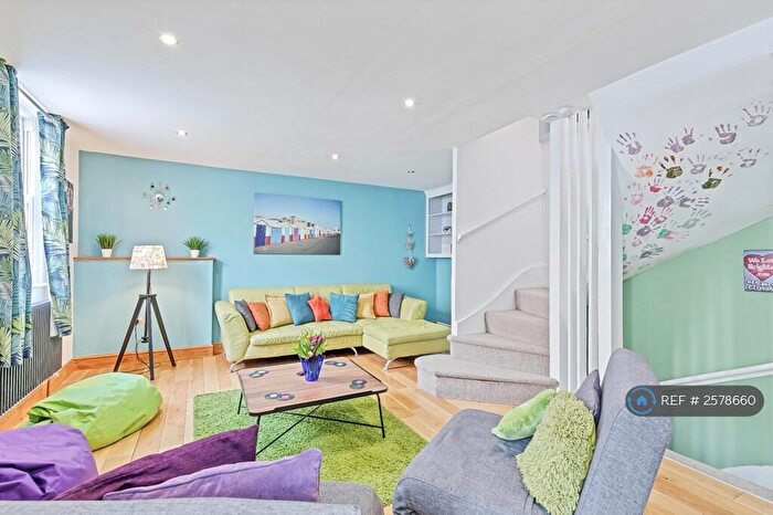 3 Bedroom Terraced House To Rent In Marine Terrace Mews, Brighton, BN2