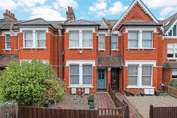 2 Bedroom Flat For Sale In Clive Road, West Dulwich, London, SE21