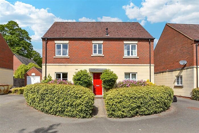 4 Bedroom Detached House For Sale In Brigadier Gardens, Ashford, Kent, TN23