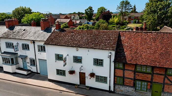 3 Bedroom Character Property For Sale In High Street, Bidford-On-Avon, Alcester, B50