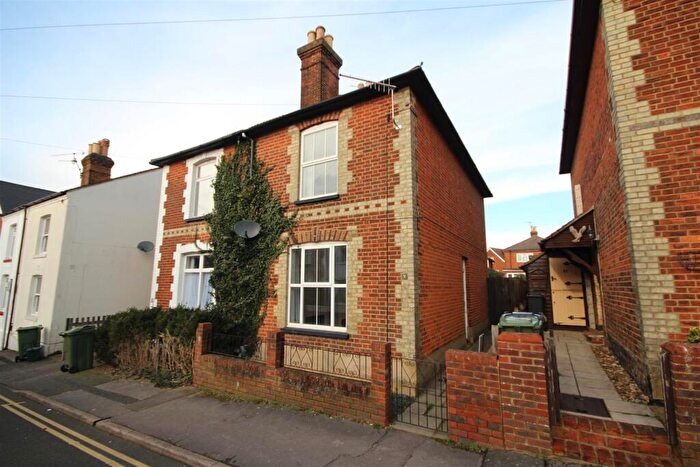 2 Bedroom House To Rent In Queens Road, Guildford, GU1