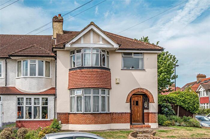 4 Bedroom Semi Detached House For Sale In Sydenham Park Road, Sydenham, London, SE26