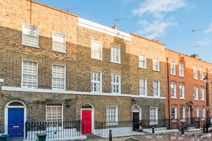 2 Bedroom Flat For Sale In Paget Street, Clerkenwell, London, EC1V
