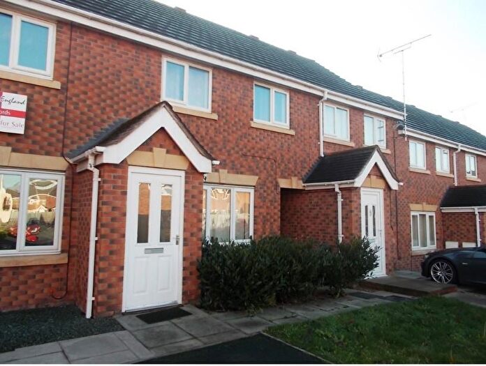 3 Bedroom Mews To Rent In Worsdell Close, Crewe, CW2