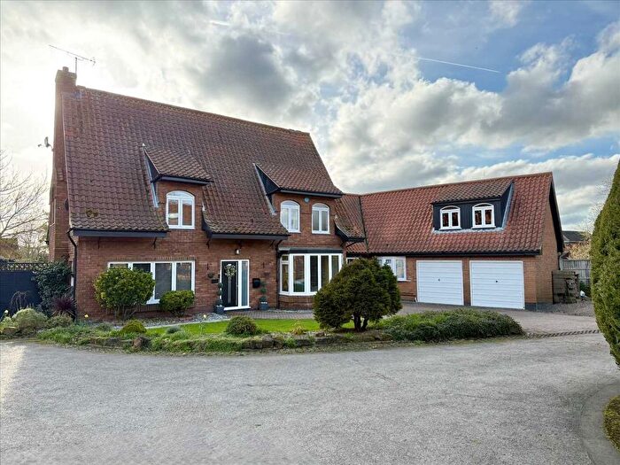 6 Bedroom Detached House For Sale In Bradleys Yard, Plumtree, Nottingham, NG12