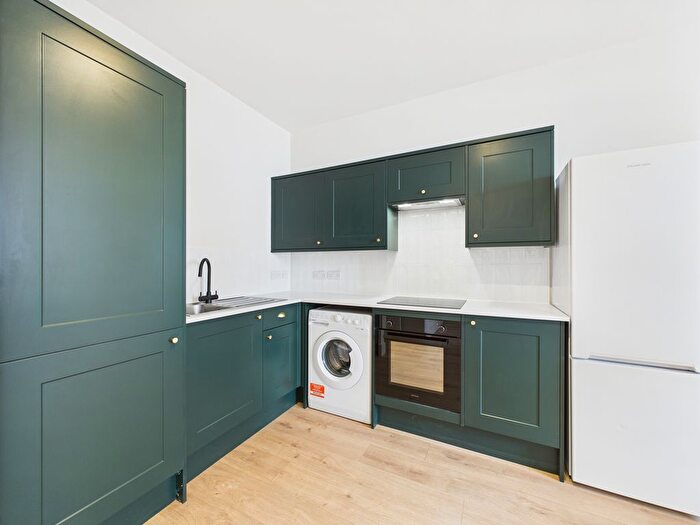 Studio To Rent In Montague Street, Worthing, BN11