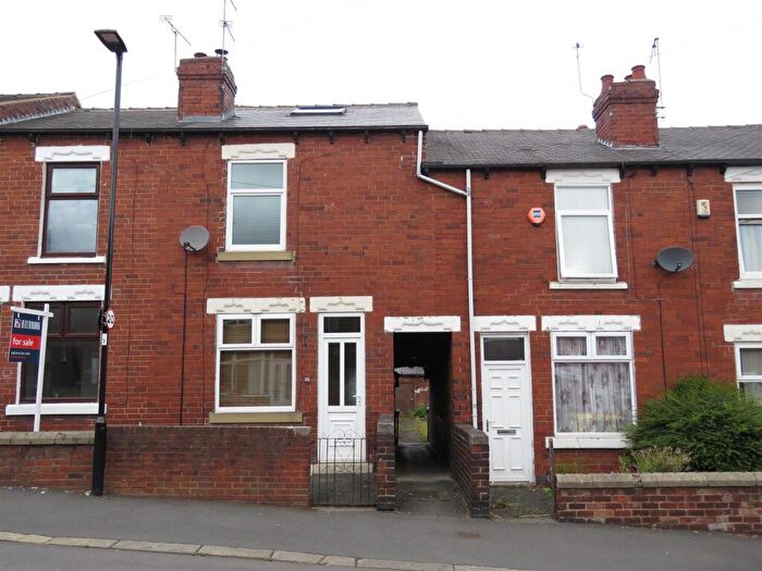 2 Bedroom House To Rent In Balmoral Road, Sheffield, South Yorkshire, Uk, S13