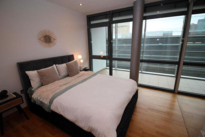 1 Bedroom Flat To Rent In No. Deansgate, Manchester, M3