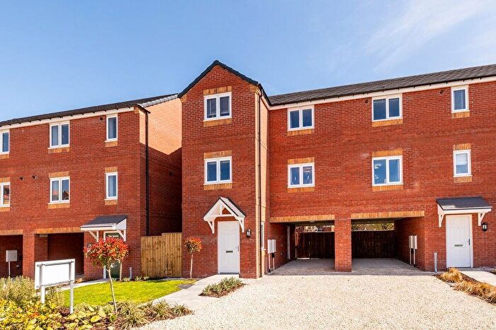 3 Bedroom Semi Detached House For Sale In Horsley Road, Gainsborough, DN21