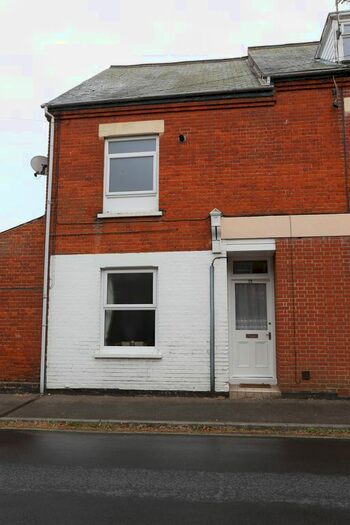3 Bedroom Maisonette To Rent In Gainsborough Road, Felixstowe, IP11