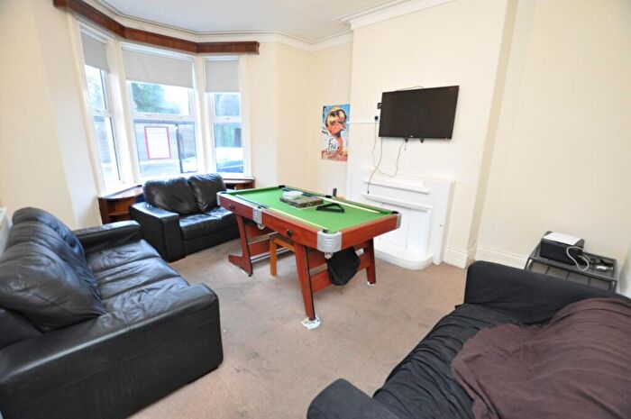 6 Bedroom Terraced House To Rent In Sandyford Road, Newcastle Upon Tyne, NE2