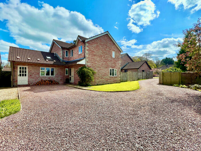 4 Bedroom Detached House For Sale In West Harptree Road, East Harptree, BS40