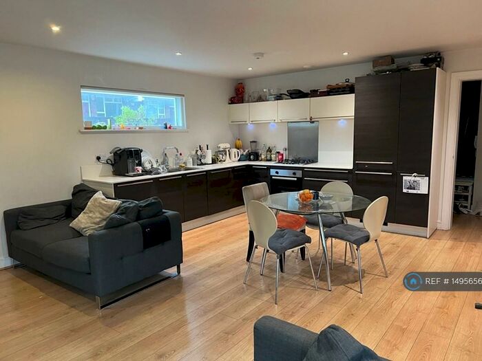 2 Bedroom Flat To Rent In Cube Apartments, London, SW11